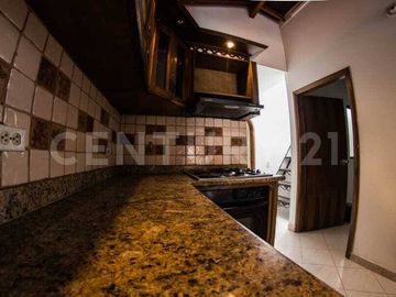 VENDO  APARTAMENTO EN PRADO CENTRO MEDELLIN