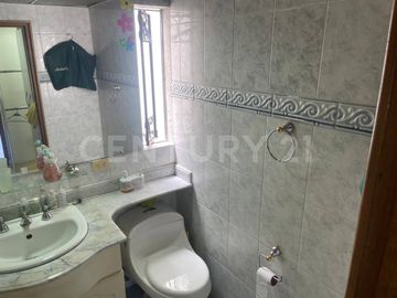 VENDO CASA UNIDAD CERRADA ENVIGADO