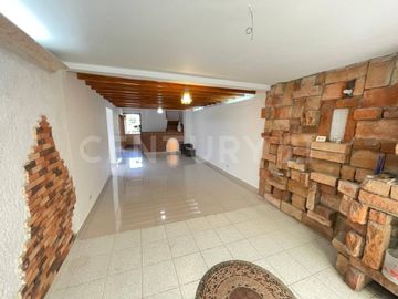 VENDO CASA UNIDAD CERRADA ENVIGADO