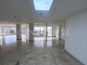 SE ALQUILA OFICINA EN PISO 10 CAMBULOS, CALI, SUR