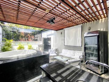 VENDO EN MANILA EDIFICIO EXCLUSIVO PARA ALTA RENTABILIDAD EN HOSPEDAJE PREMIUM
