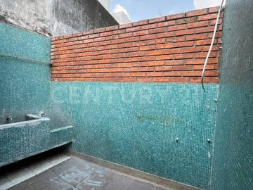 Arriendo local Con Vivienda