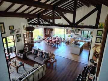 VENDO CASA-FINCA EN SANTA ELENA