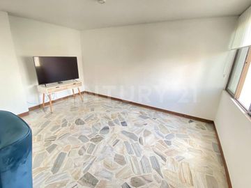 ALQUILER APARTAMENTO AMOBLADO EN VERSALLES