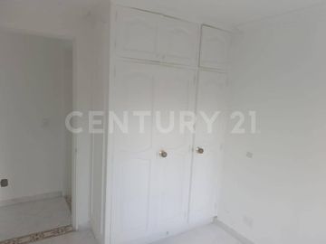 RENTO APARTAMENTO EN ROBLEDO PILARICA