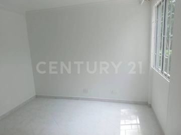 RENTO APARTAMENTO EN ROBLEDO PILARICA