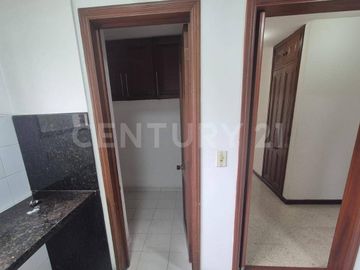 APARTAMENTO ALQUILER  EDIFICIO BOSQUES DEL MEDITERRÁNEO AGUCATAL OESTE CALI