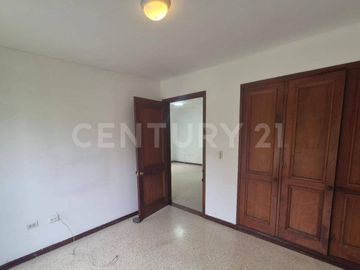 APARTAMENTO ALQUILER  EDIFICIO BOSQUES DEL MEDITERRÁNEO AGUCATAL OESTE CALI