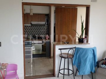Oportunidad única en Cuarto de Legua! Se vende apartamento en cuarto piso