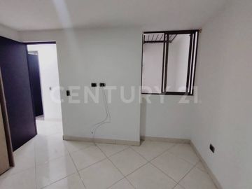 Apartamento para arriendo. Se encuentra en Guayabal, sector Cristo Rey.