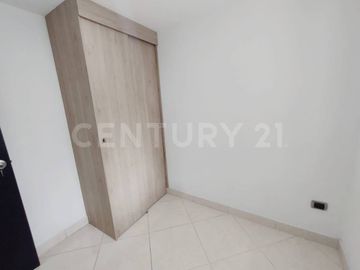 Apartamento para arriendo. Se encuentra en Guayabal, sector Cristo Rey.