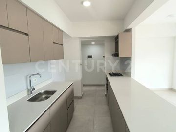 SE RENTA APARTAMENTO EN SABANETA