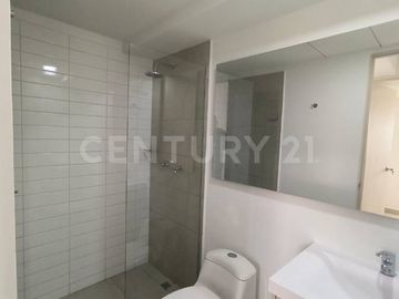 SE RENTA APARTAMENTO EN SABANETA