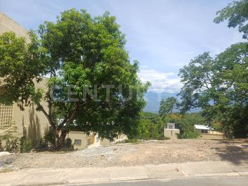 SE VENDE LOTE EN UNIDAD CERRADA EN SOPETRAN