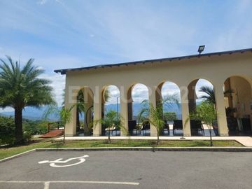SE VENDE LOTE EN UNIDAD CERRADA EN SOPETRAN