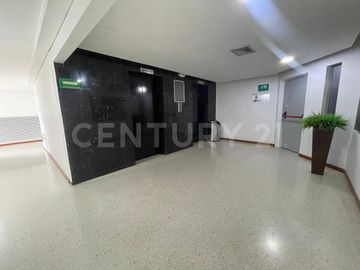 ALQUILER CONSULTORIO /OFICINA HOLGUINES TRADE CENTER