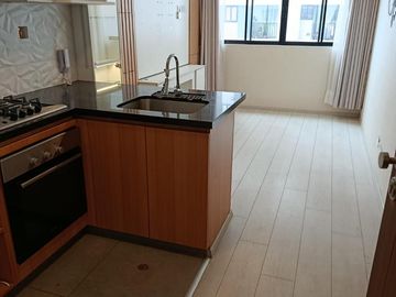 Venta De Moderno Departamento Con Estacionamiento y depósito En Lince – 45.12 M²