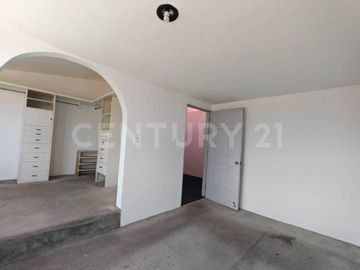 CASA EN VENTA EN VICENTE FERRER!!! ZONA AVENIDA NACIONAL