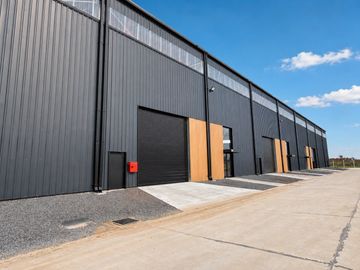 Galpón industrial a estrenar de 1366 m² en Bayres Connect – Panamericana y Buen Ayre-sprinklers