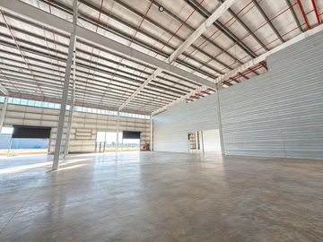 Galpón industrial a estrenar de 1366 m² en Bayres Connect – Panamericana y Buen Ayre-sprinklers