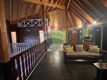 Venta Casa 3D 3B en Parcela Vista al Lago