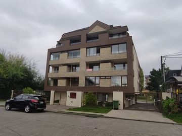 Venta de céntrico Departamento 2D+2B, Villarrica