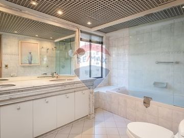 MARAVILLOSO DPTO-BARRIO EL GOLF 3D+2EST+1BD