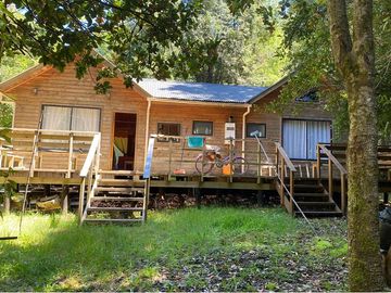 Venta Parcela con Casa Amoblada en Caburgua
