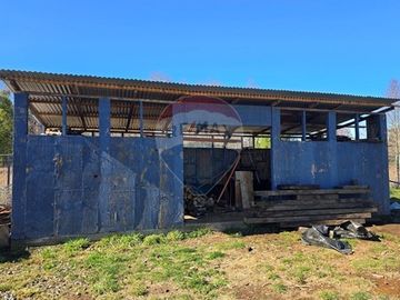 Venta Parcela con Casa y dos Cabañas Gran Terreno