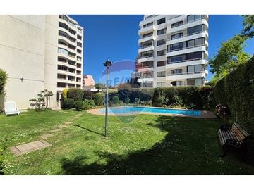 GRAN OPORTUNIDAD: Depto 4D/3B/ gran jardín privado