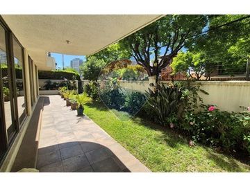 GRAN OPORTUNIDAD: Depto 4D/3B/ gran jardín privado