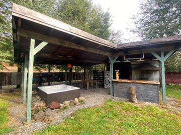 Se Vende Restaurant y Cabañas orilla de rio