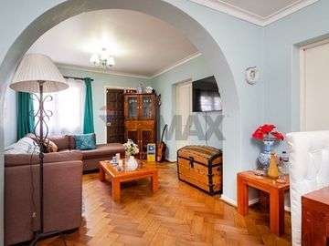 OPORTUNIDAD VENTA CASA CON PISCINA, QUINTA NORMAL