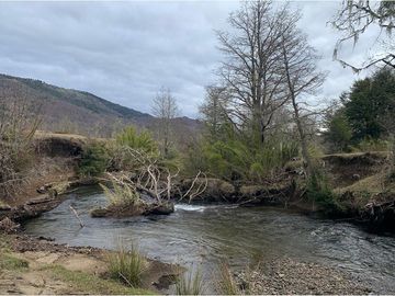 Parcela de 5,000 m2 en Curarrehue, Pucón