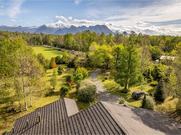 Se vende Complejo Hotelero en Pucon
