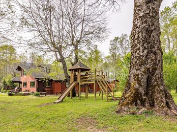 Se vende Complejo Hotelero en Pucon