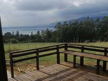 Venta Casa Nueva con Vista al Lago, Pucón.