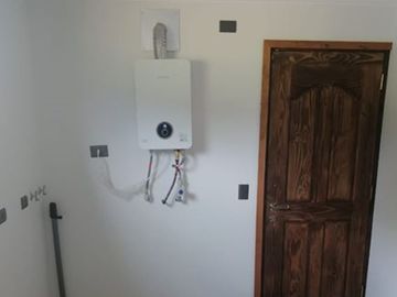 Venta Casa Nueva con Vista al Lago, Pucón.