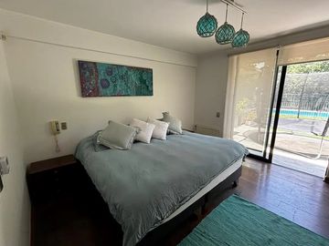 Casa en Venta: Lujo y Naturaleza en Lo Barnechea