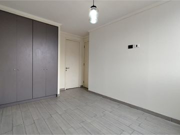 DEPTO EN RECOLETA 2D/2B ESTACIONAMIENTO Y BODEGA
