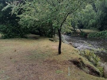Se vende Orilla de Rio Liucura.