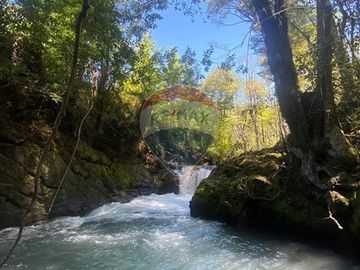 Venta de hermoso Campo rodeado por dos Esteros