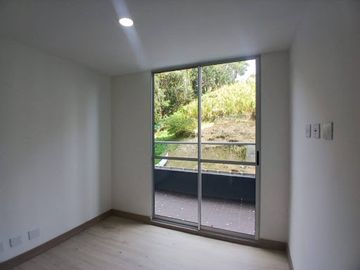 ARRIENDO de APARTAMENTO en SABANETA