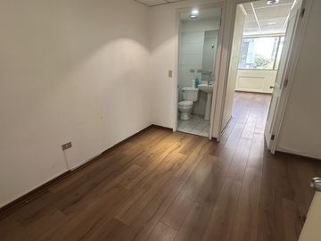 Regia oficina Clínica Alemana ,Vitacura