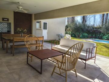 EXCLUSIVA PROPIEDAD DE EXQUISITO NIVEL EN LA VACHERIE COUNTRY GOLF CON TOUR VIRTUAL