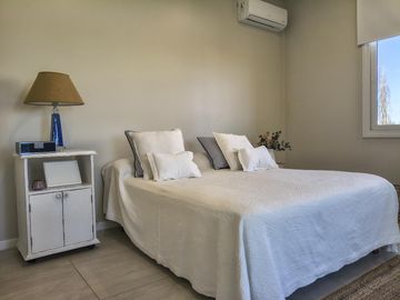 EXCLUSIVA PROPIEDAD DE EXQUISITO NIVEL EN LA VACHERIE COUNTRY GOLF CON TOUR VIRTUAL