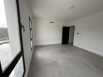 Casa 5 ambientes a estrenar en  Barrancas de Iraola, Hudson, Berazategui