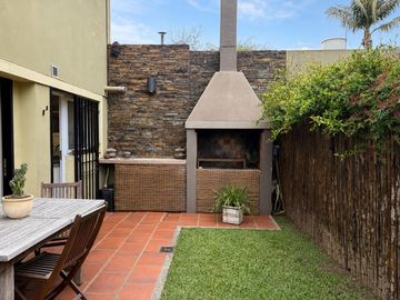 Casa en San Fernando sobre Belgrano al 2300