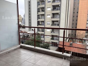 Departamento 2 ambientes en alquiler en Lanús Este