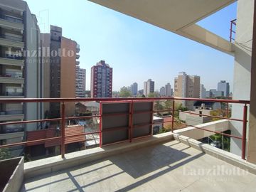 Departamento 2 ambientes en alquiler en Lanús Este